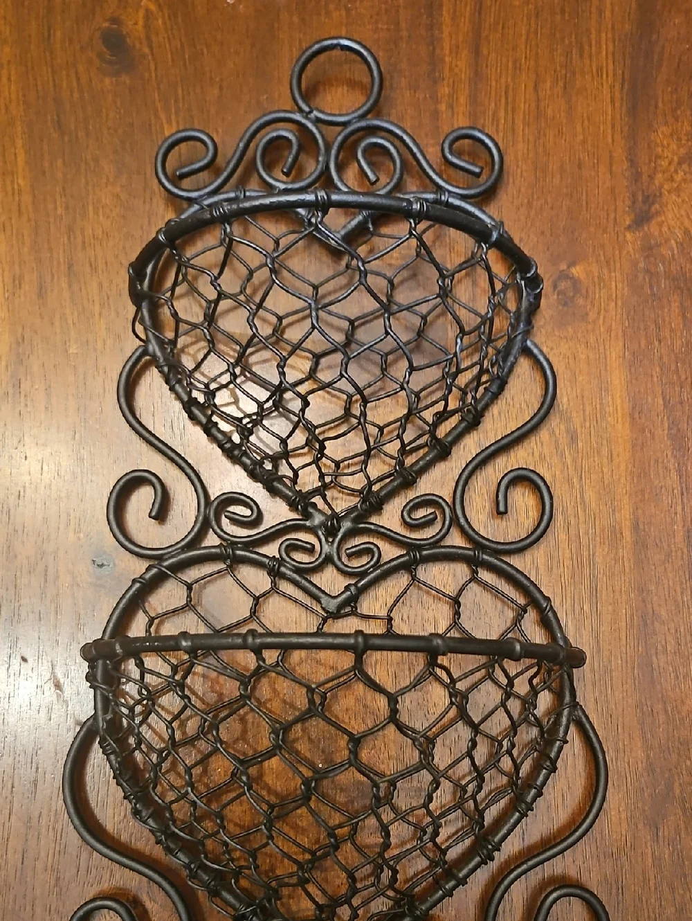 Vintage Triple Heart Wire Wall Organizer - Black